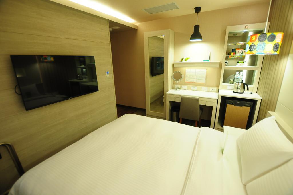 Kindness Hotel - Zhongshan Bade Branch Kaohsiung Quarto foto